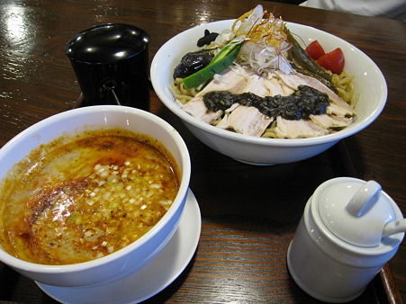 P02 あごすけ 胡麻辛つけ麺大盛