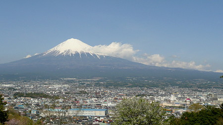 白尾山公園広場前から見た景色