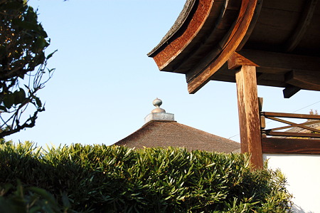 長岳寺寺仏堂宝珠