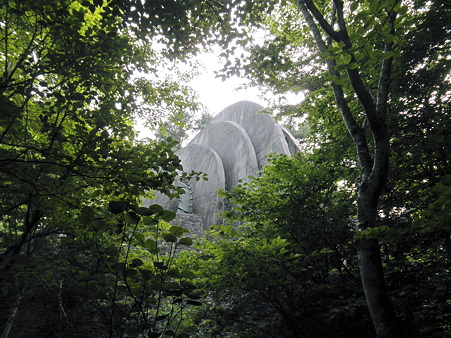 2011年07月17日_P7170623石の教会
