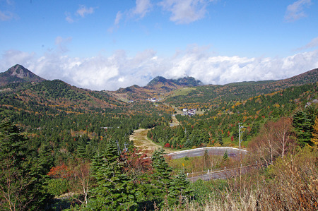 横手山より