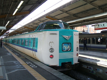 381系くろしお号(西九条駅)3