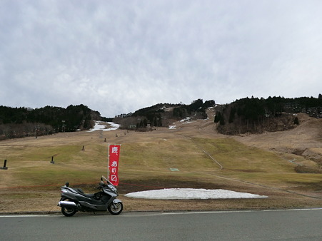 残雪のちくさ高原スキー場