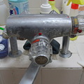 Photos: シャワー付き混合栓の交換01